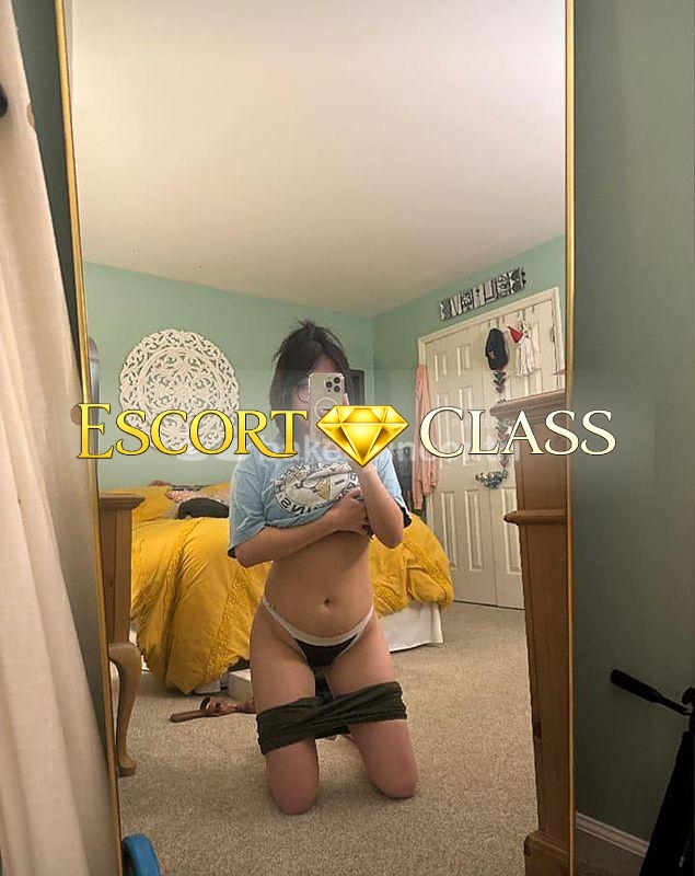 Jennyfer