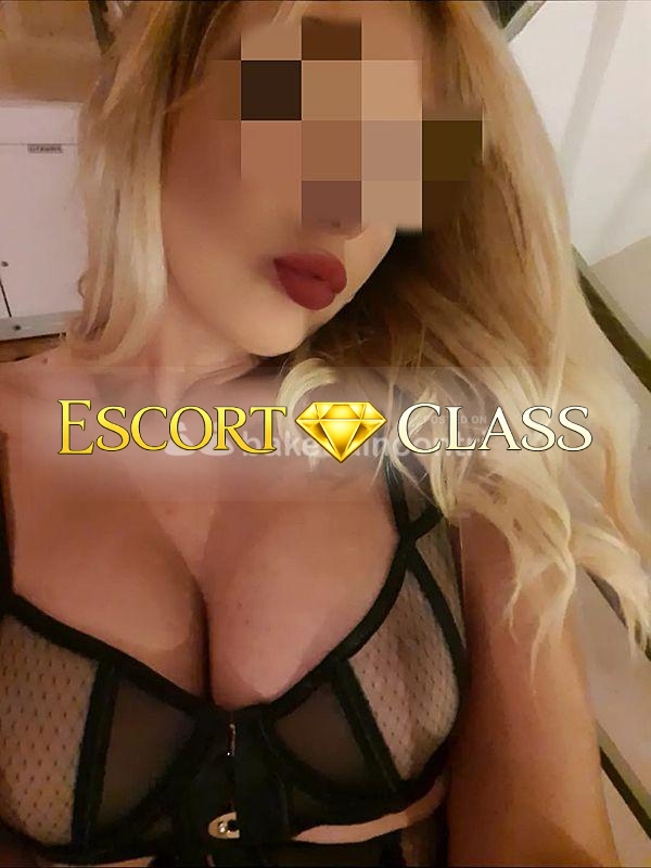 VITTORIA 👑
